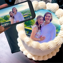 Cargar imagen en el visor de la galería, Edible Photos for Cake Topper