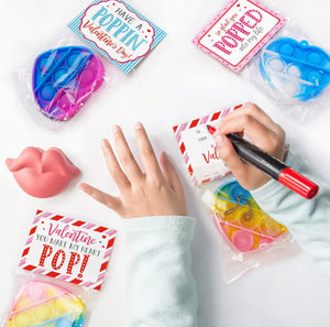 Non-Sugar Pop-It Valentine Keychain Gift | 10 Pack