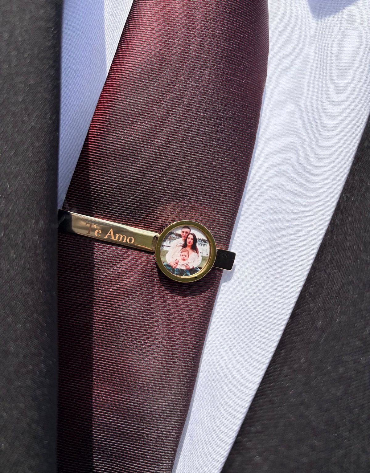 Gold photo tie clip engraved Te Amo with a family photo